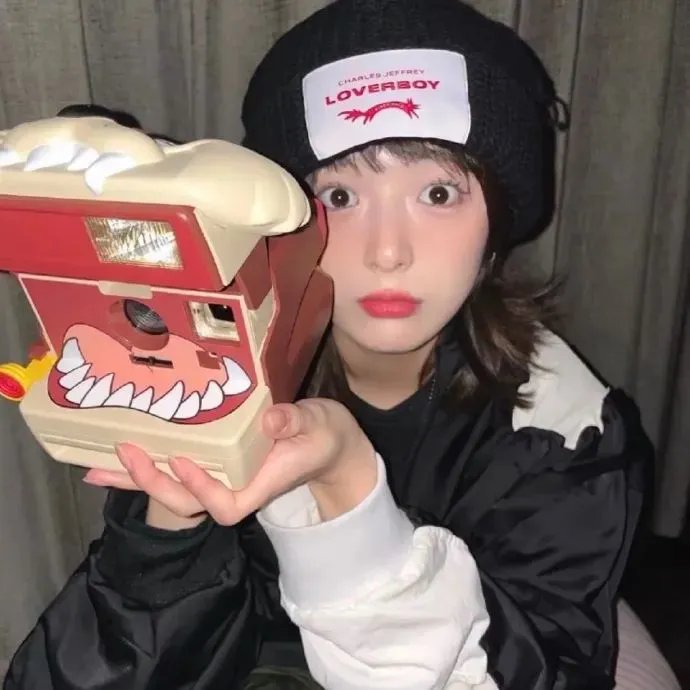 哭泣的拳头